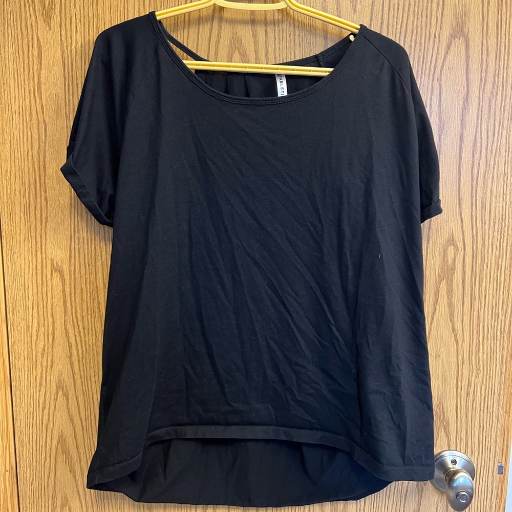 Fabletics tshirt